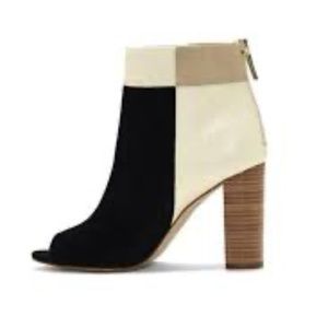 Louise et Cie Lo-Tyana  Open Toe Bootie size 8.5
